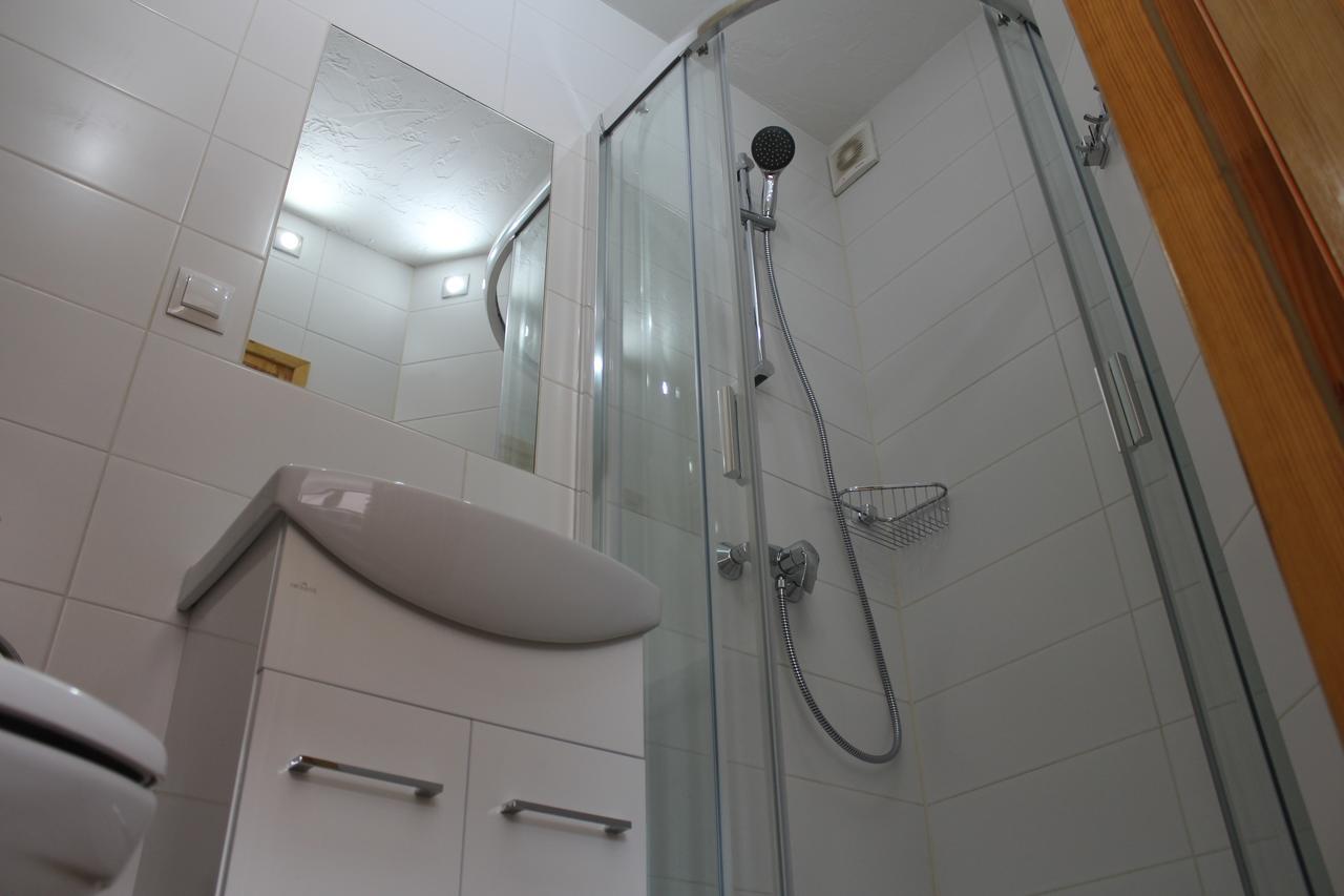 Apartamenty I Pokoje Goscinne Dziedzic Jozef Suche Exterior foto